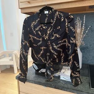 Aritzia tie front blouse